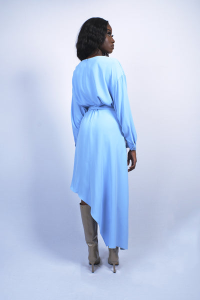 Robe baby blue asymétrique dolman