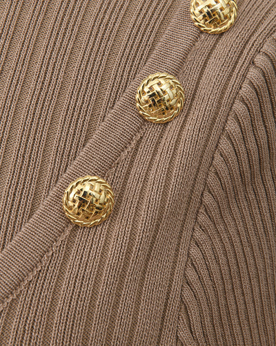 Top moulant en maille sable ajourée