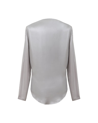 Blouse en soie argentée
