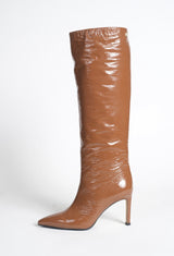 Bottes en cuir d’agneau caramel vernis