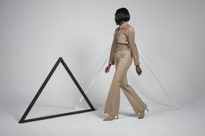 Pantalon flare en cuir d’agneau Nude