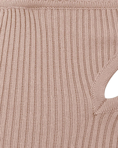 Robe en maille nude ajustée